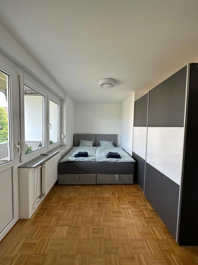 Granny'S Vintage Chic Appartement Maribor Buitenkant foto